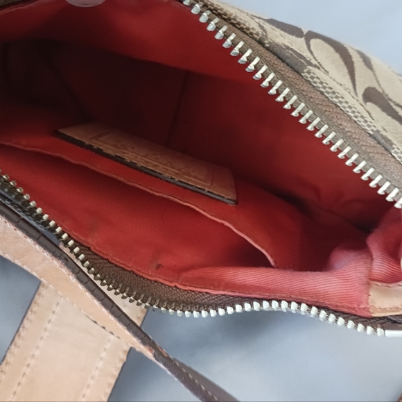 Coach Purse - Picture 4 of 4